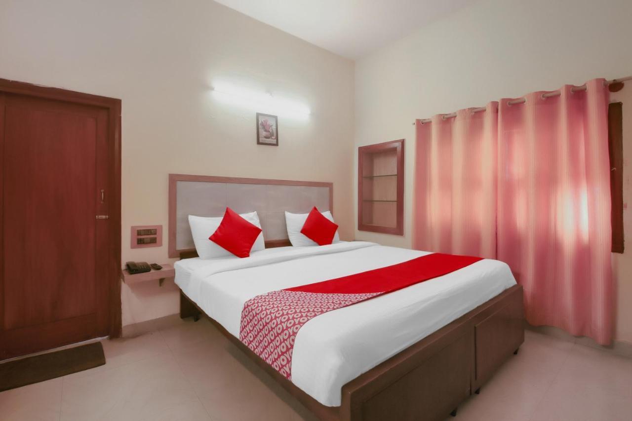 Kaveri Hotel Bed & Breakfast Майсур Экстерьер фото
