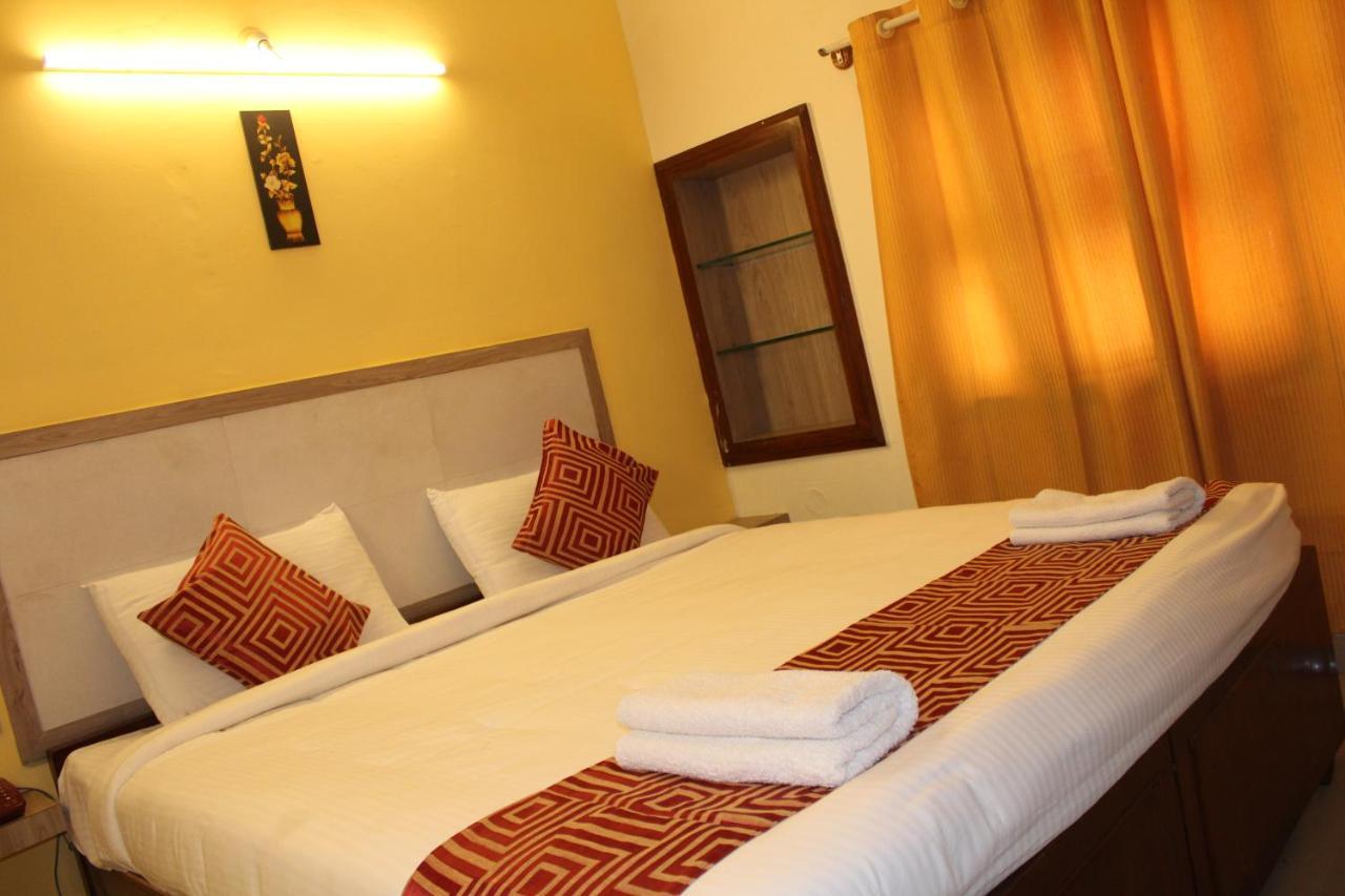 Kaveri Hotel Bed & Breakfast Майсур Экстерьер фото
