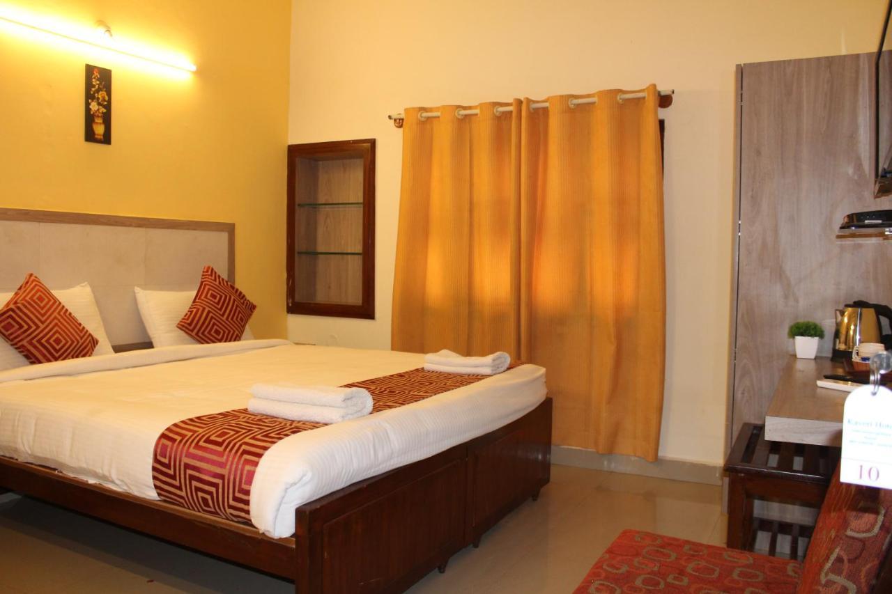 Kaveri Hotel Bed & Breakfast Майсур Экстерьер фото