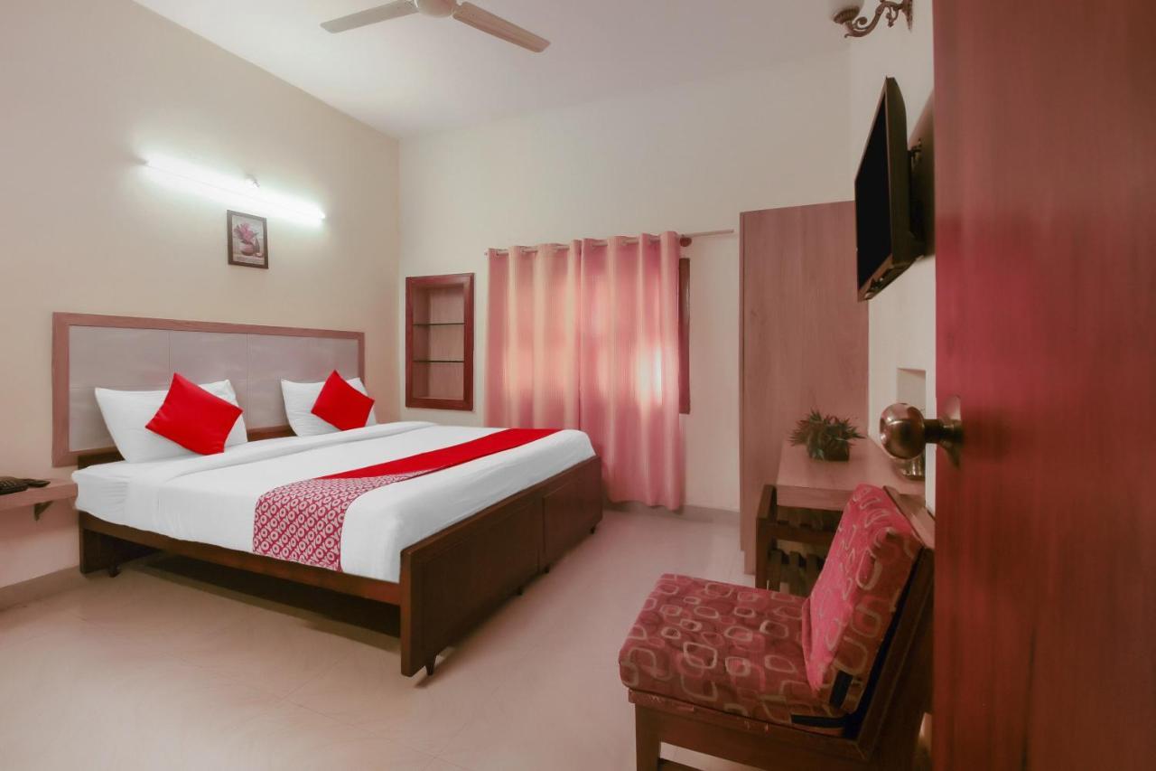 Kaveri Hotel Bed & Breakfast Майсур Экстерьер фото