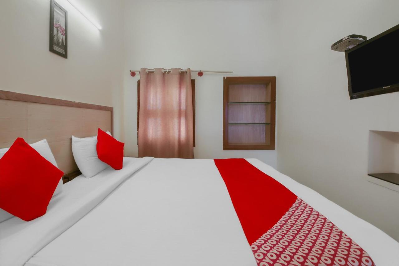 Kaveri Hotel Bed & Breakfast Майсур Экстерьер фото