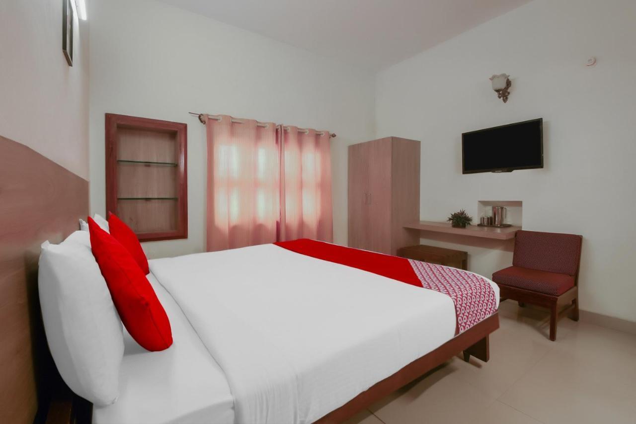 Kaveri Hotel Bed & Breakfast Майсур Экстерьер фото