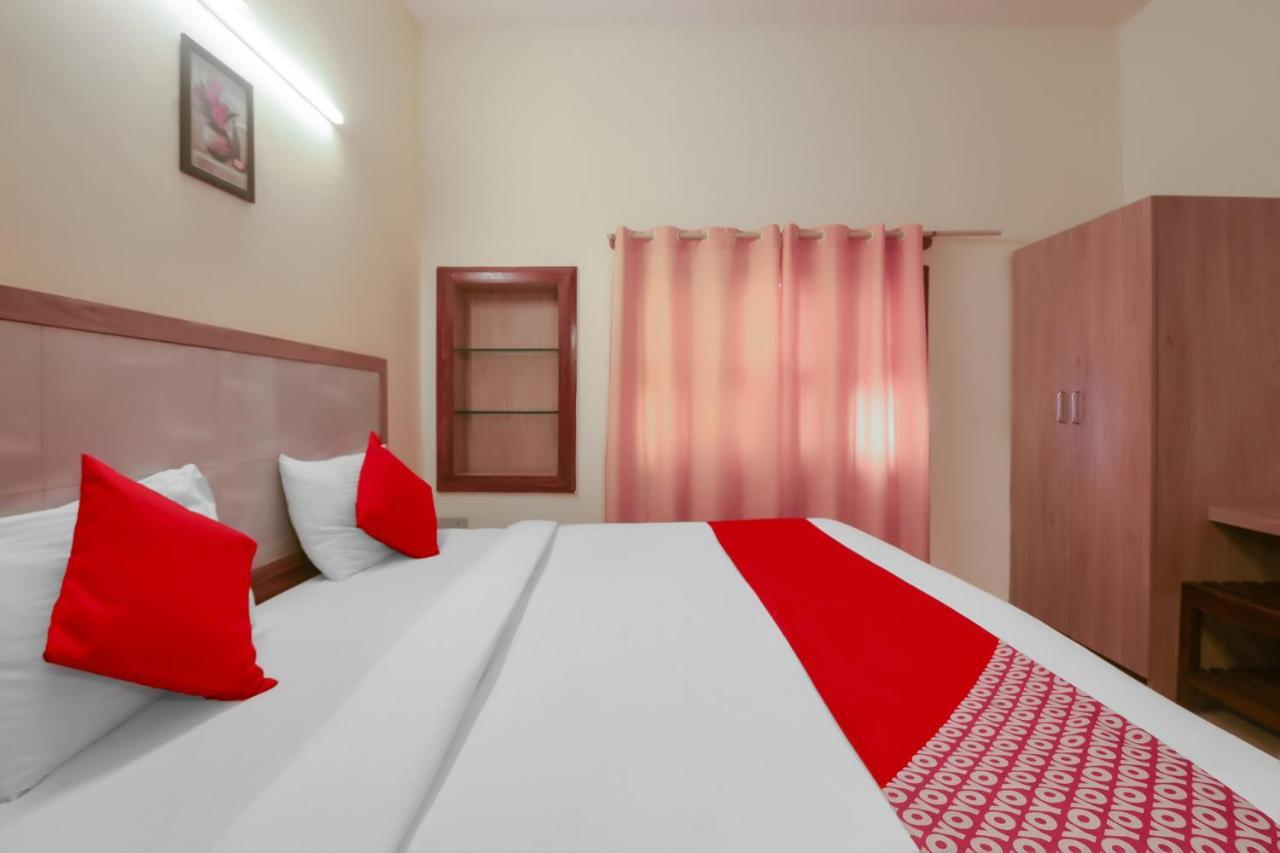 Kaveri Hotel Bed & Breakfast Майсур Экстерьер фото