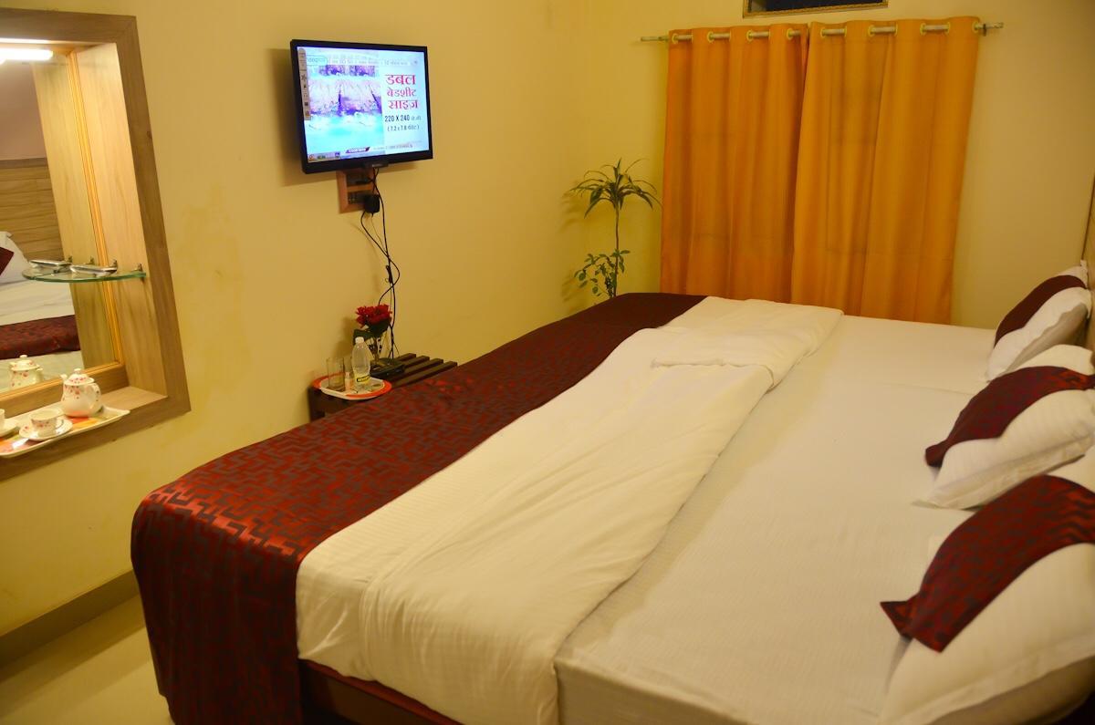 Kaveri Hotel Bed & Breakfast Майсур Экстерьер фото